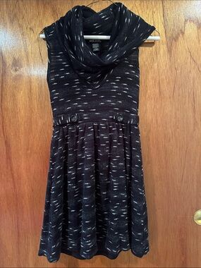 Wet Seal Sleeveless Cowl Neck Knit Dress in Black with White Flecks